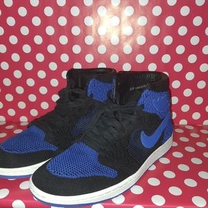 Air Jordan Retro 1 High Flynit Royal